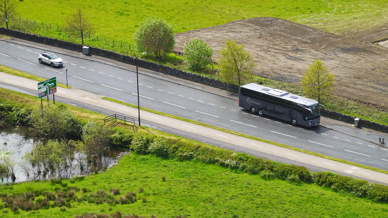 Bus