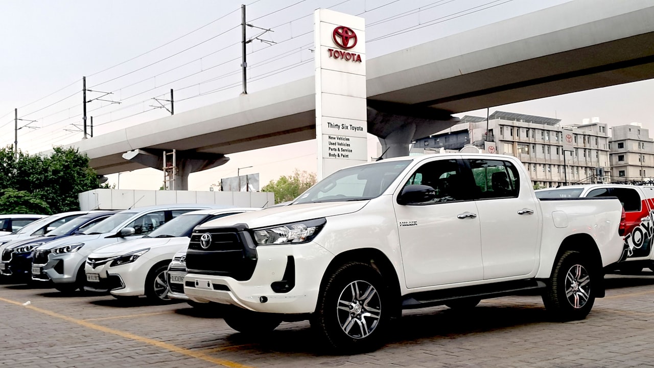 Double Cab Pickup